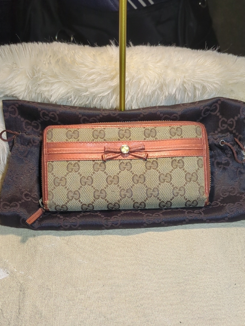Gucci beige & brown GG canvas zip wallet W/ rust leather trim & Free Dust Bag